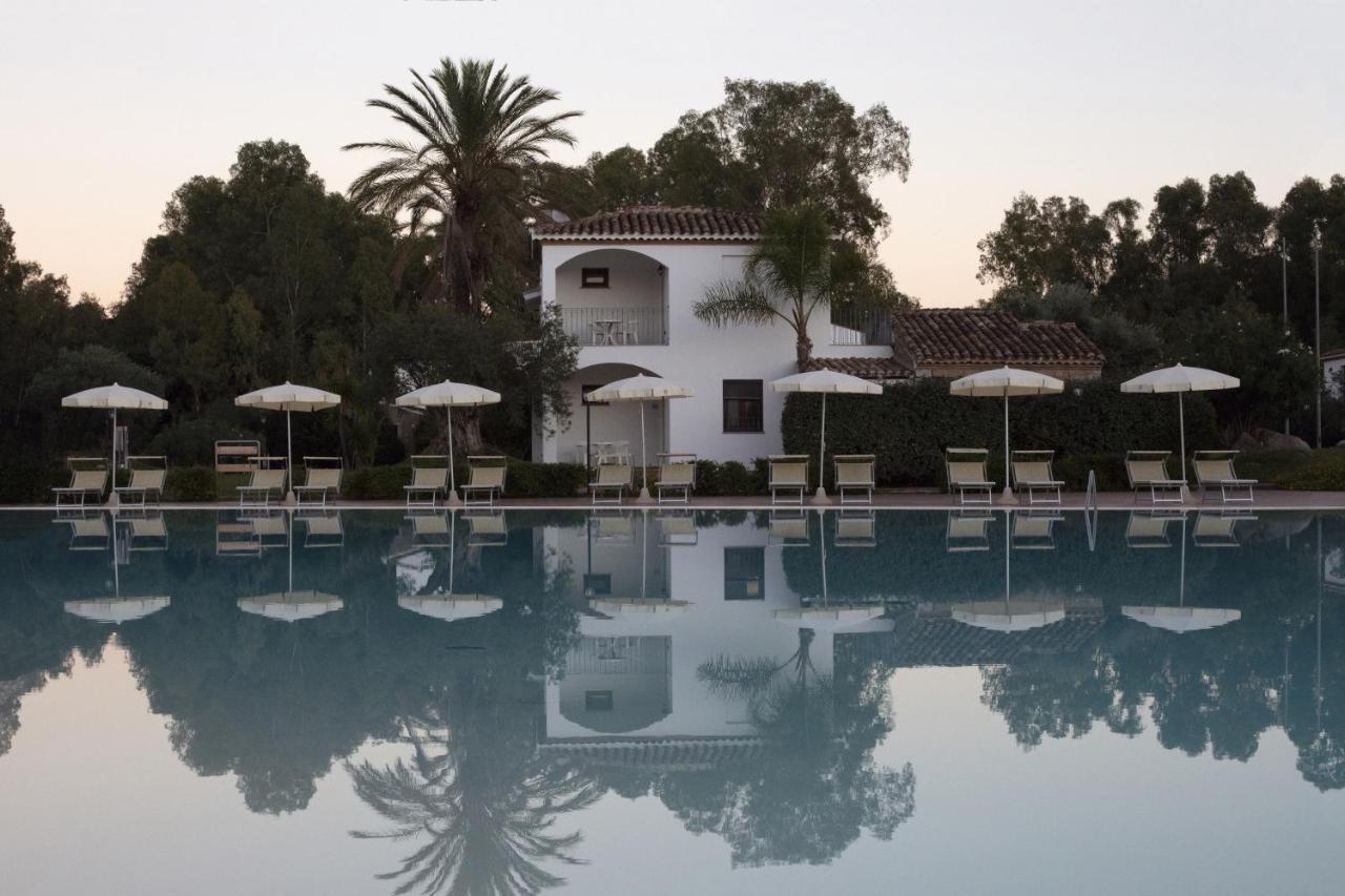 Marina Torre Navarrese Resort Санта-Мария-Наварезе Экстерьер фото